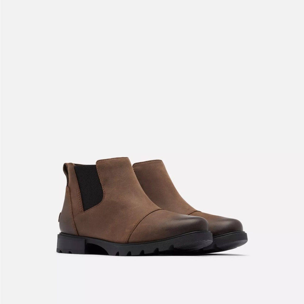 Sorel Brown and Black Chukka Boots Rugged Sole - Chelsea Boot. Size 7